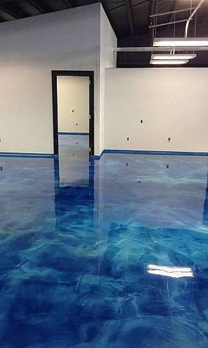 Aplicação de resinas epóxi Aplicação de resinas epóxi