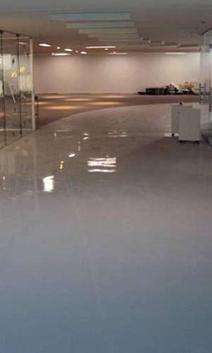 Piso epóxi autonivelante Piso epóxi autonivelante