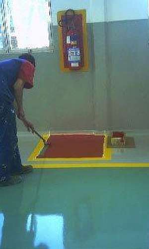 Piso industrial epóxi Piso industrial epóxi